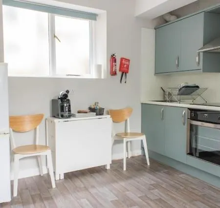 The Warehouse Apartments, 1 - Bed, Sleeps 2, - Uk דירה *