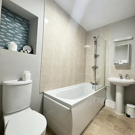The Warehouse Apartments, 1 - Bed, Sleeps 2, - Uk *