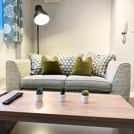 דירה The Warehouse Apartments, 1 - Bed, Sleeps 2, - Uk