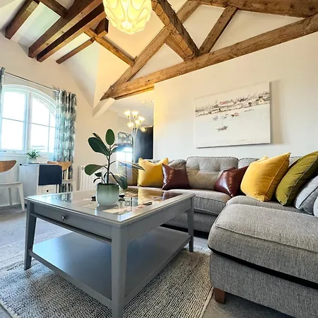 The Warehouse Apartments, 1 - Bed, Sleeps 2 Apartment Ulverston