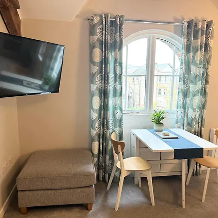 דירה The Warehouse Apartments, 1 - Bed, Sleeps 2, - Uk אולברסטון